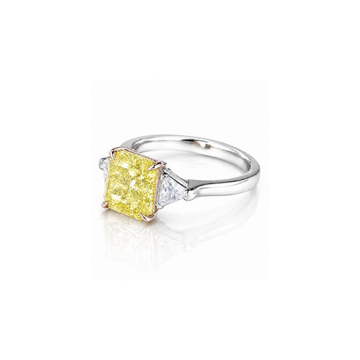 Yellow Ring trillion side stones